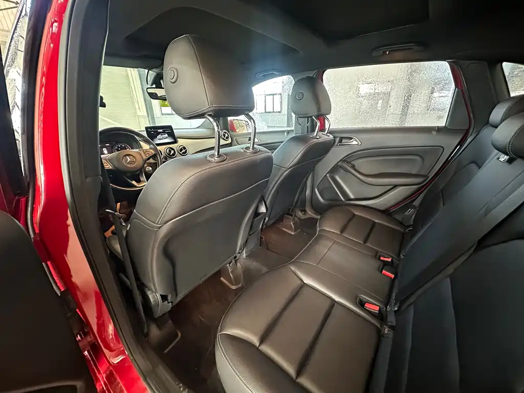 Mercedes-Benz B-Class 2019 — фото 10