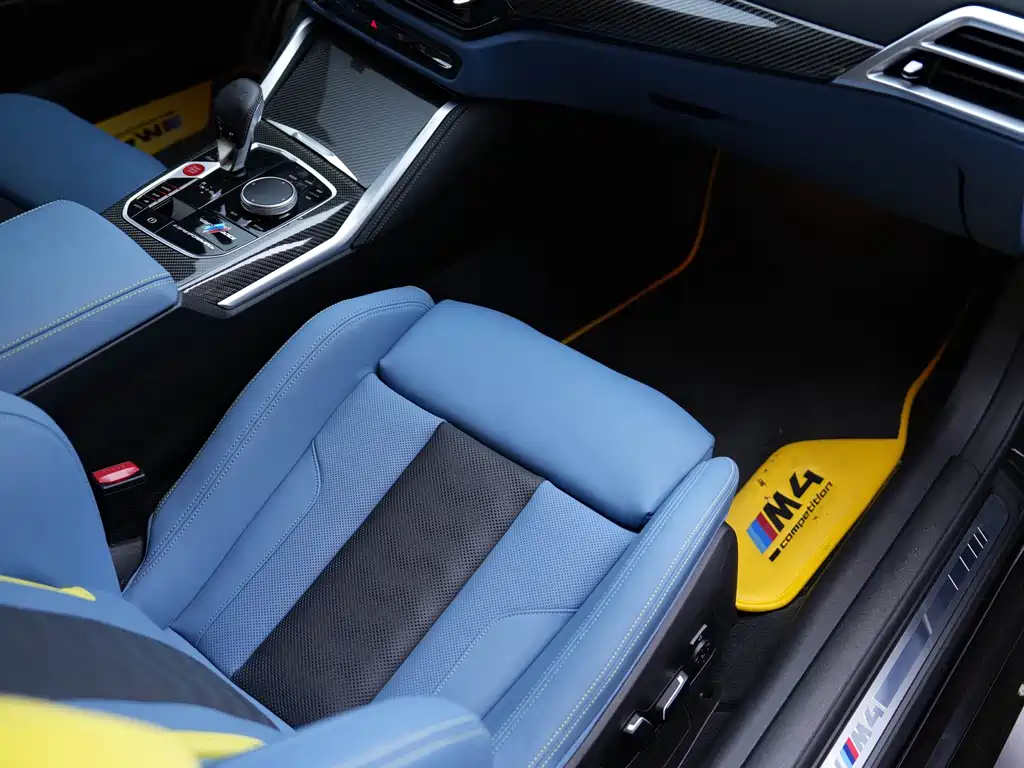 BMW M4 2025 — фото 19