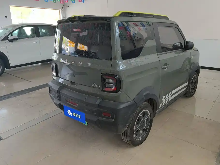 Geely Galaxy Panda 2023
