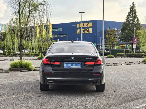 BMW 5 Series 2021