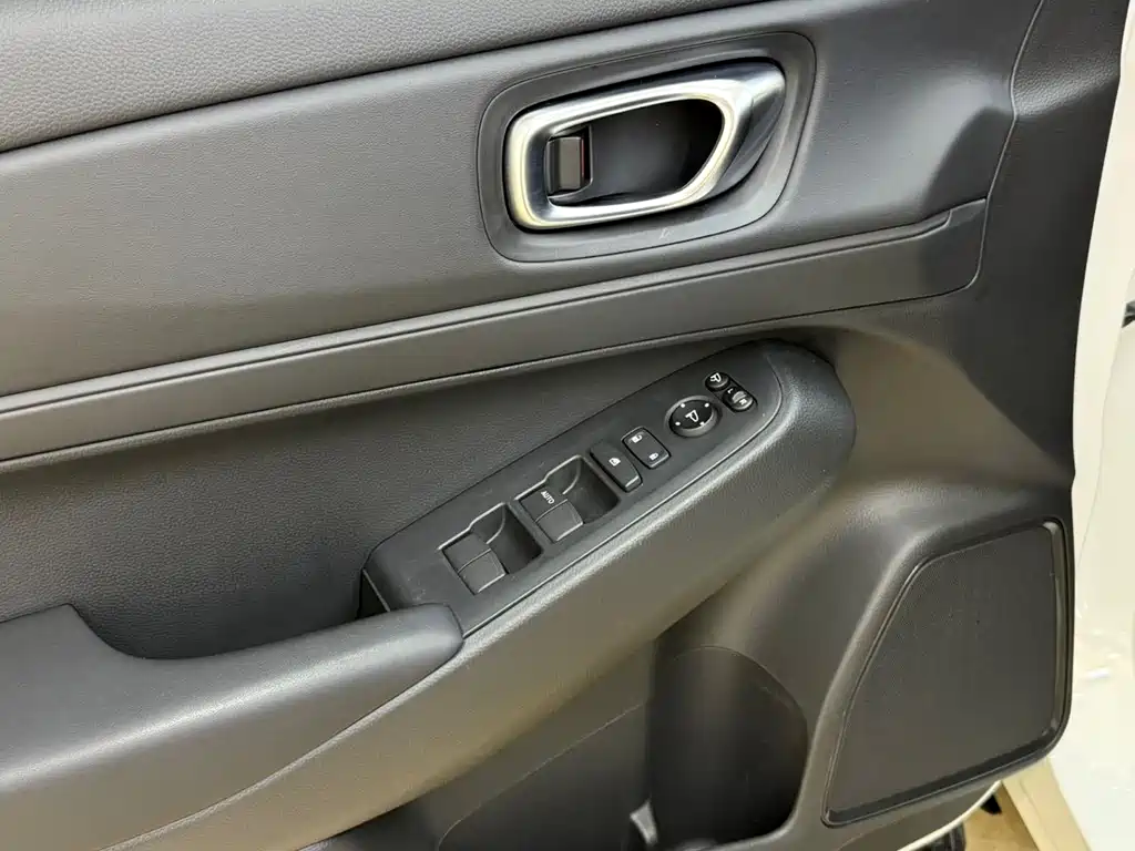 Honda Vezel 2023 — фото 10