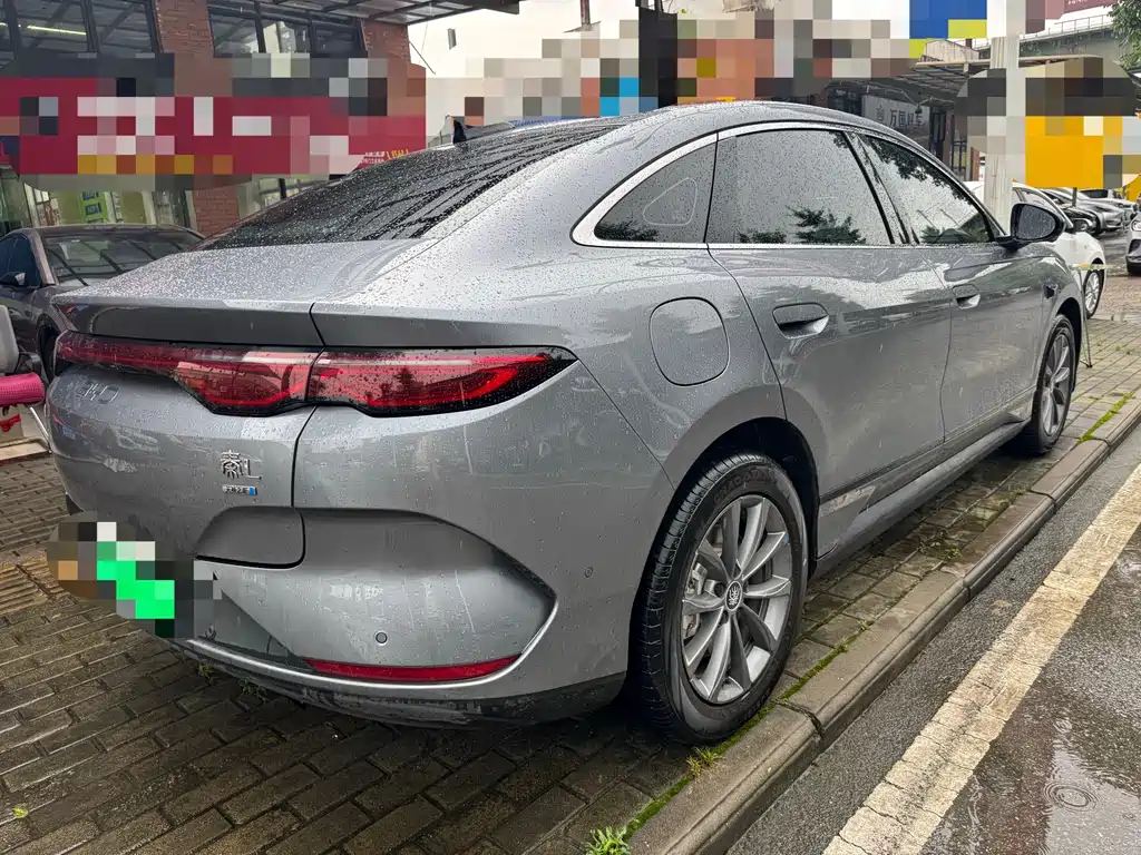 BYD Qin L 2026 — фото 11