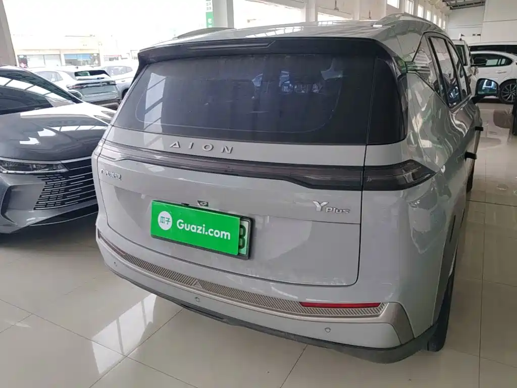 Aion Y 2023