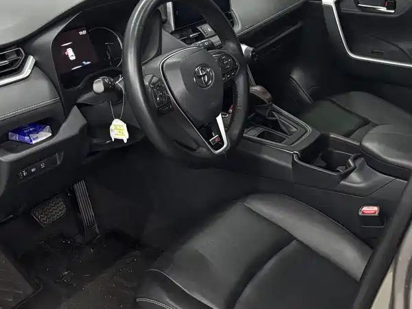 Toyota RAV4 2021