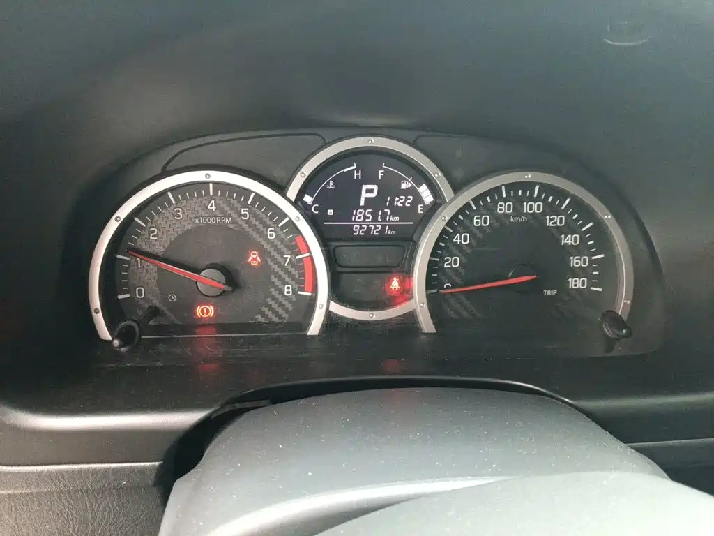 Suzuki Jimny 2015 — фото 12