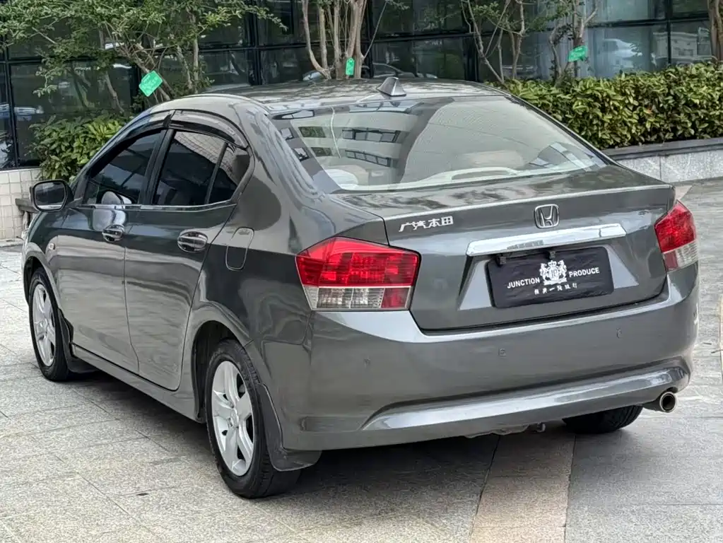 Honda City Classic 2010 — фото 4