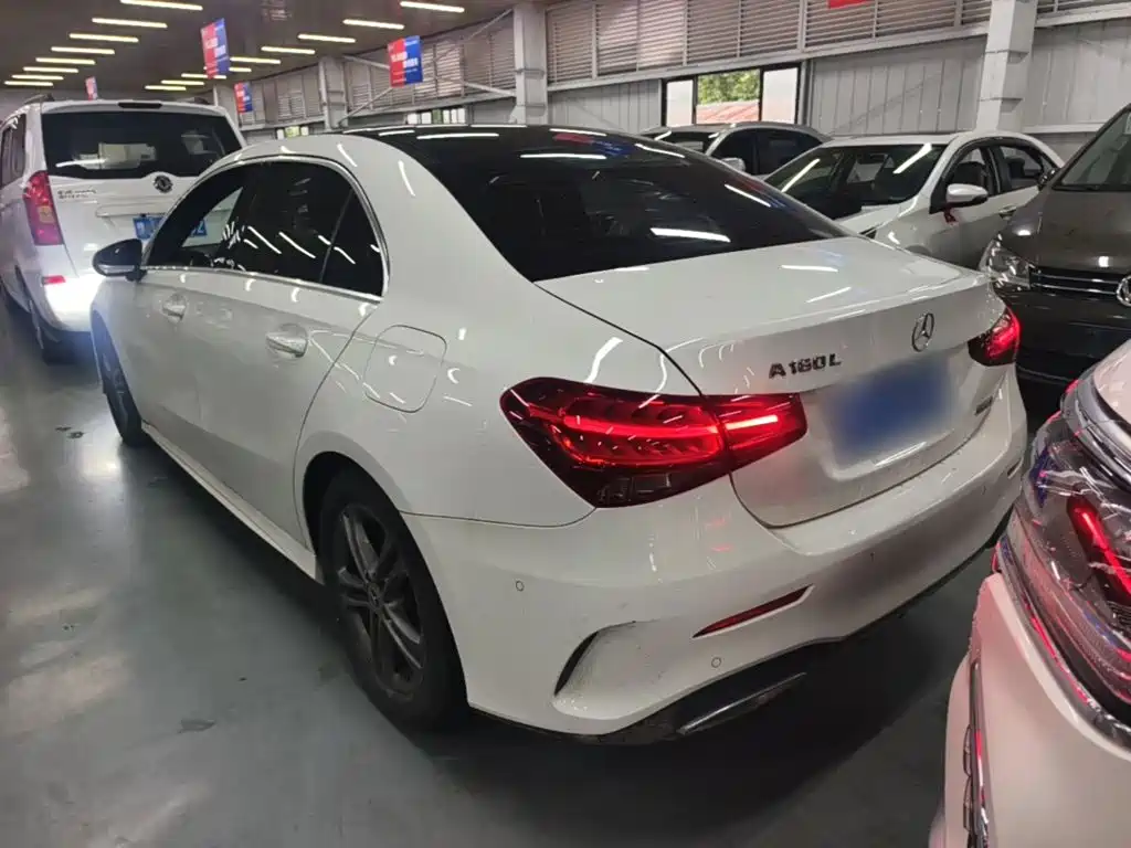 Mercedes-Benz A-Class 2020 — фото 5