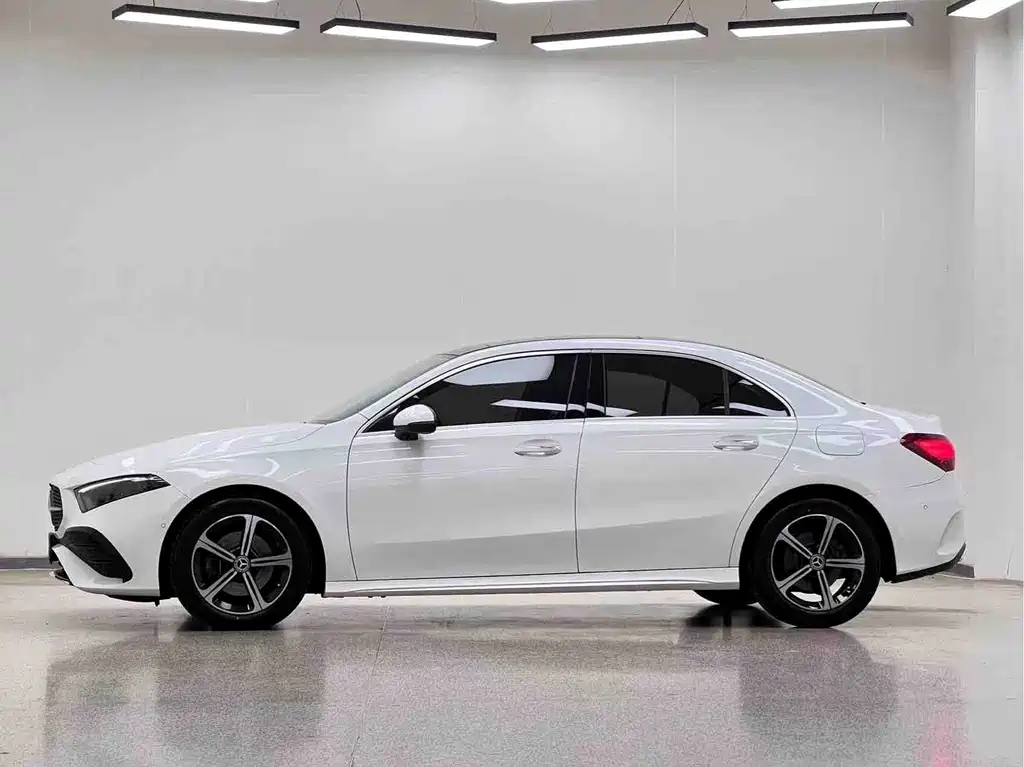 Mercedes-Benz A-Class 2024
