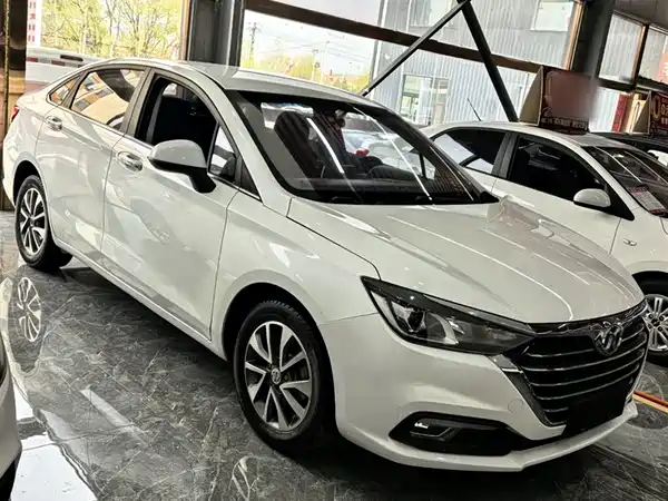 BAIC Shenbao D50 2018