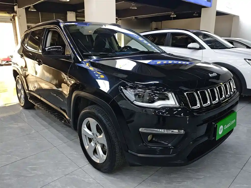 Jeep Compass 2018 — фото 4