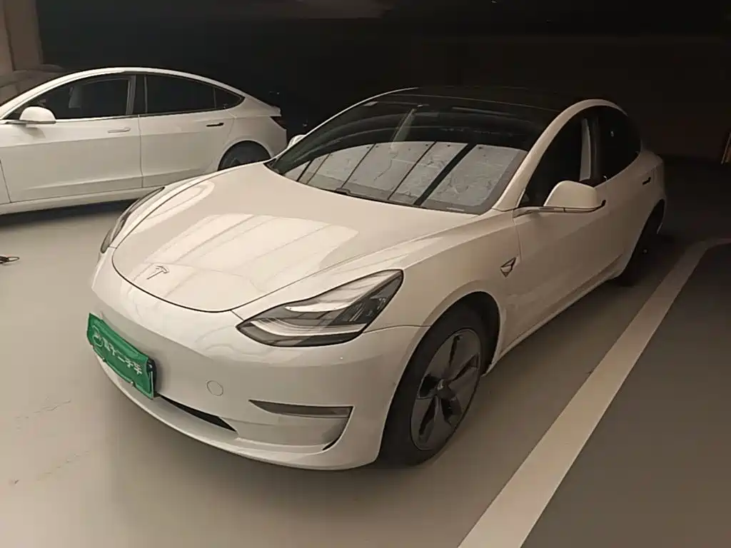 Tesla Model 3 2019 — фото 1