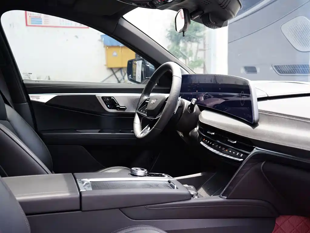 Cadillac CT6 2024 — фото 15