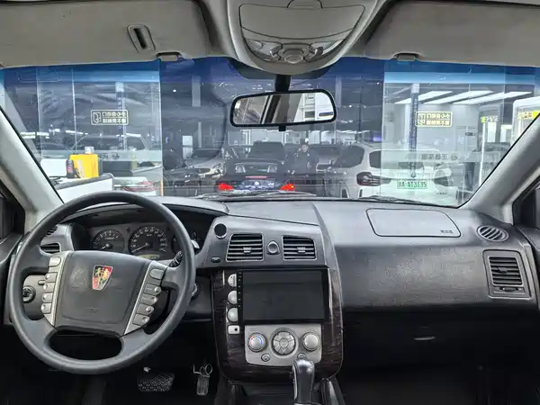Roewe W5 2013