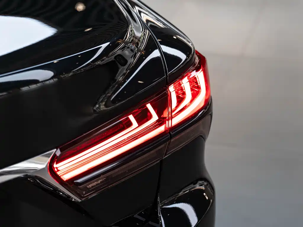 Lexus LS 2022