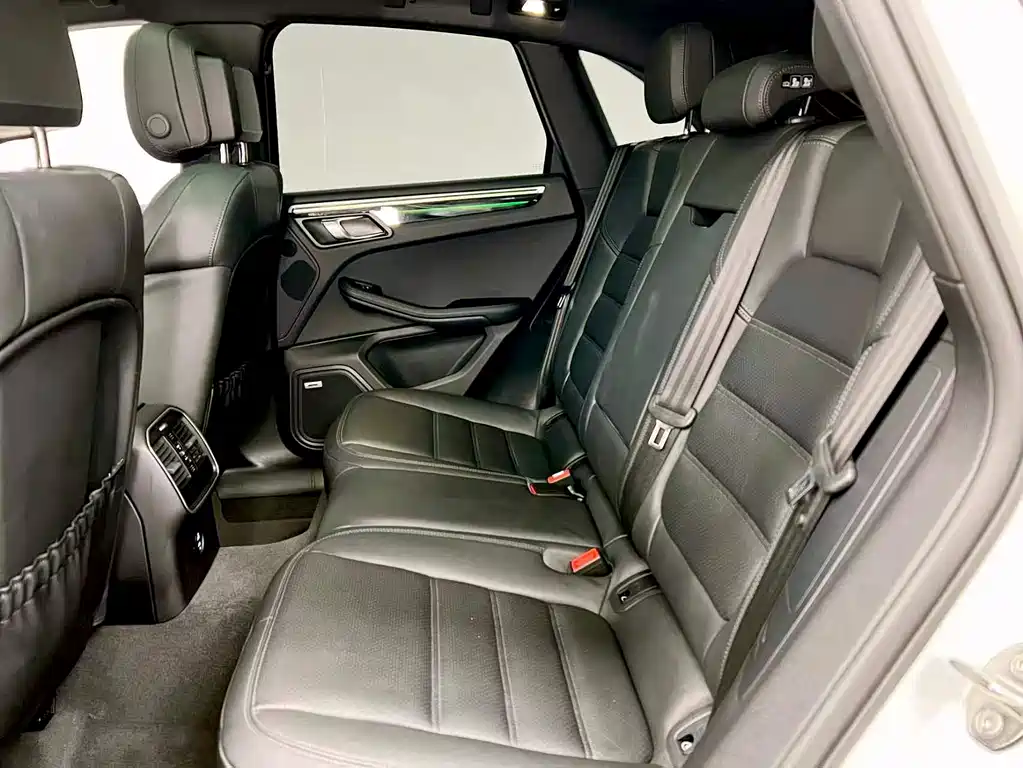 Porsche Macan 2022 — фото 14