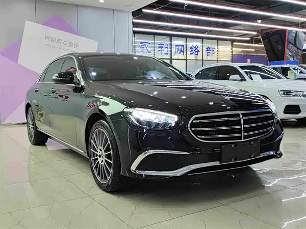 Mercedes-Benz E-Class 2023