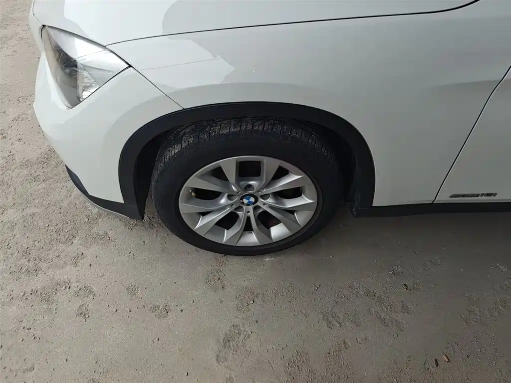 BMW X1 2015 — фото 23