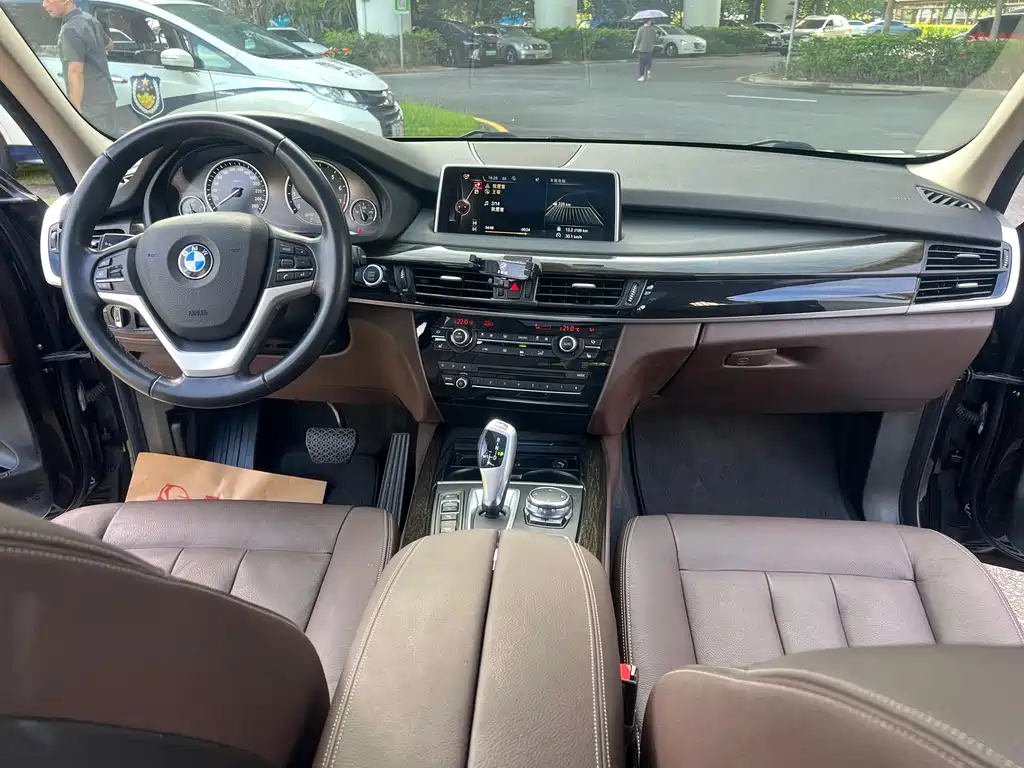 BMW X5 2015 — фото 13