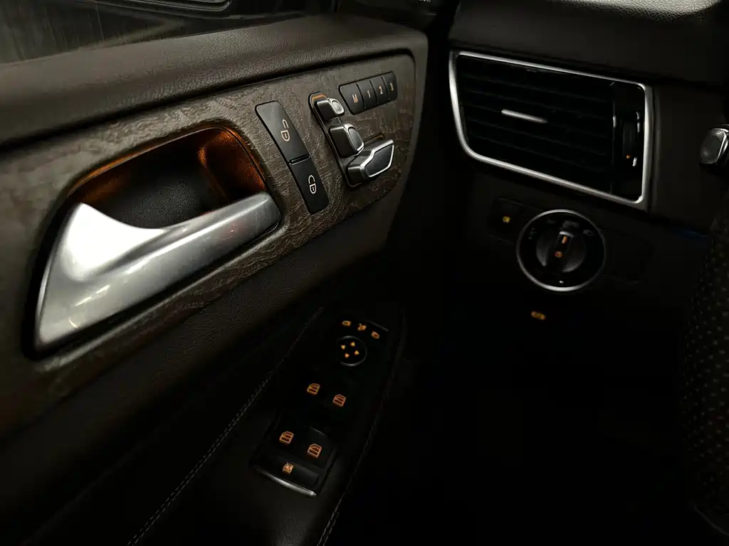 Mercedes-Benz GLE 2017 — фото 16