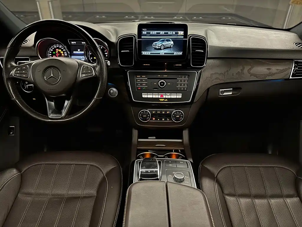 Mercedes-Benz GLE 2017 — фото 26