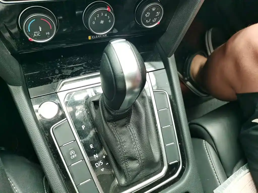 Volkswagen Magotan 2024
