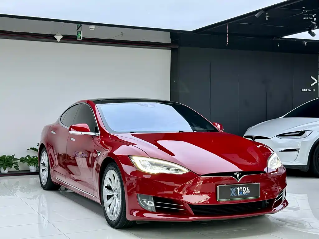 Tesla Model S 2016 — фото 3