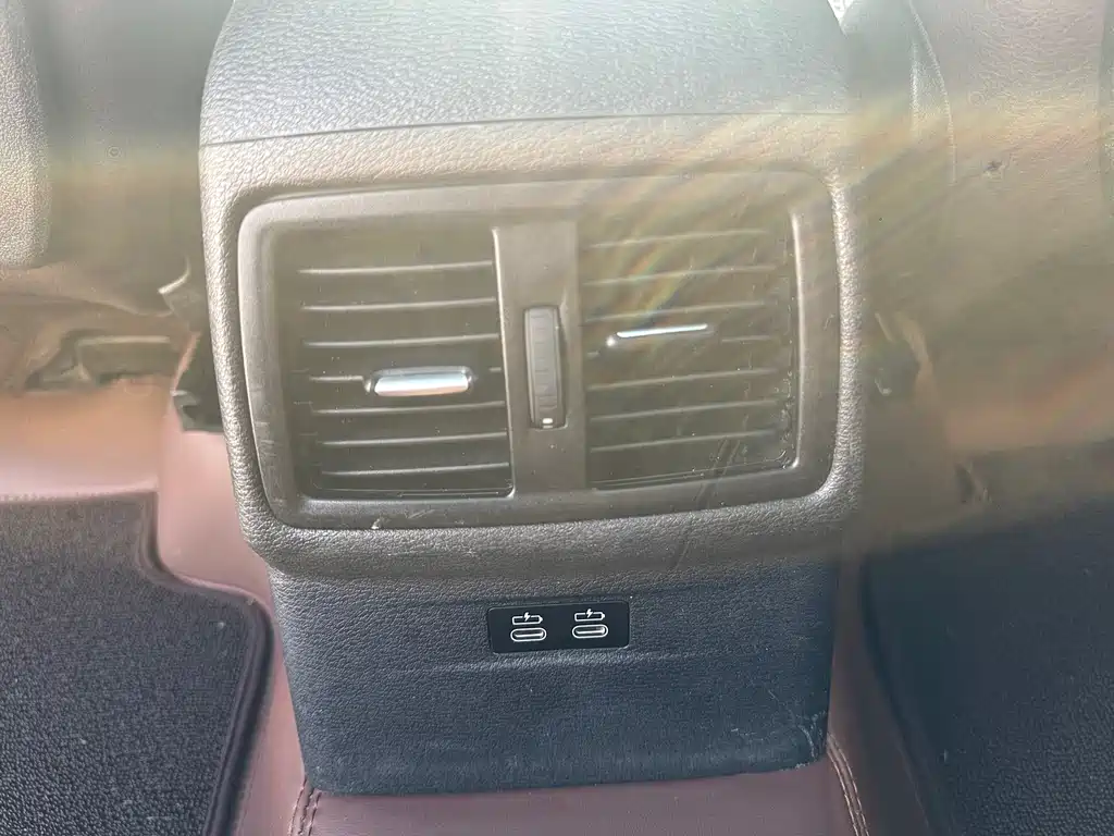 BMW X1 2022 — фото 15