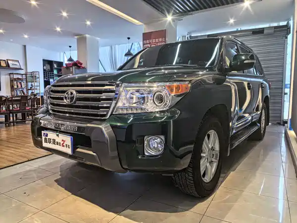 Toyota Land Cruiser 2014
