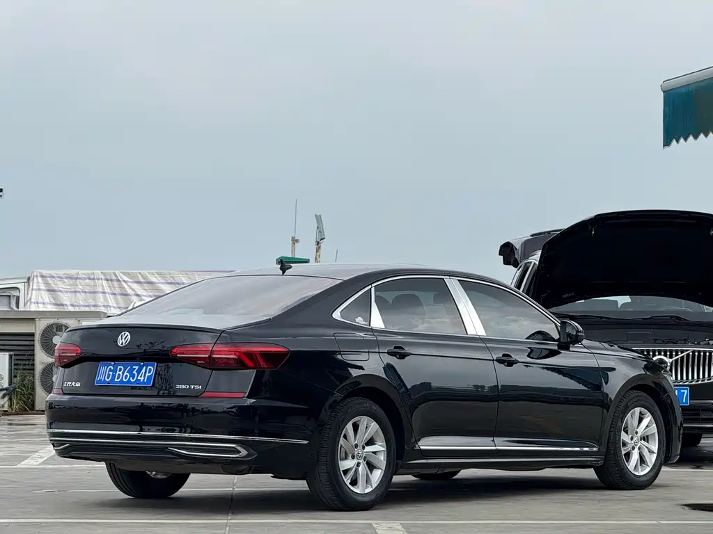 Volkswagen Passat 2020