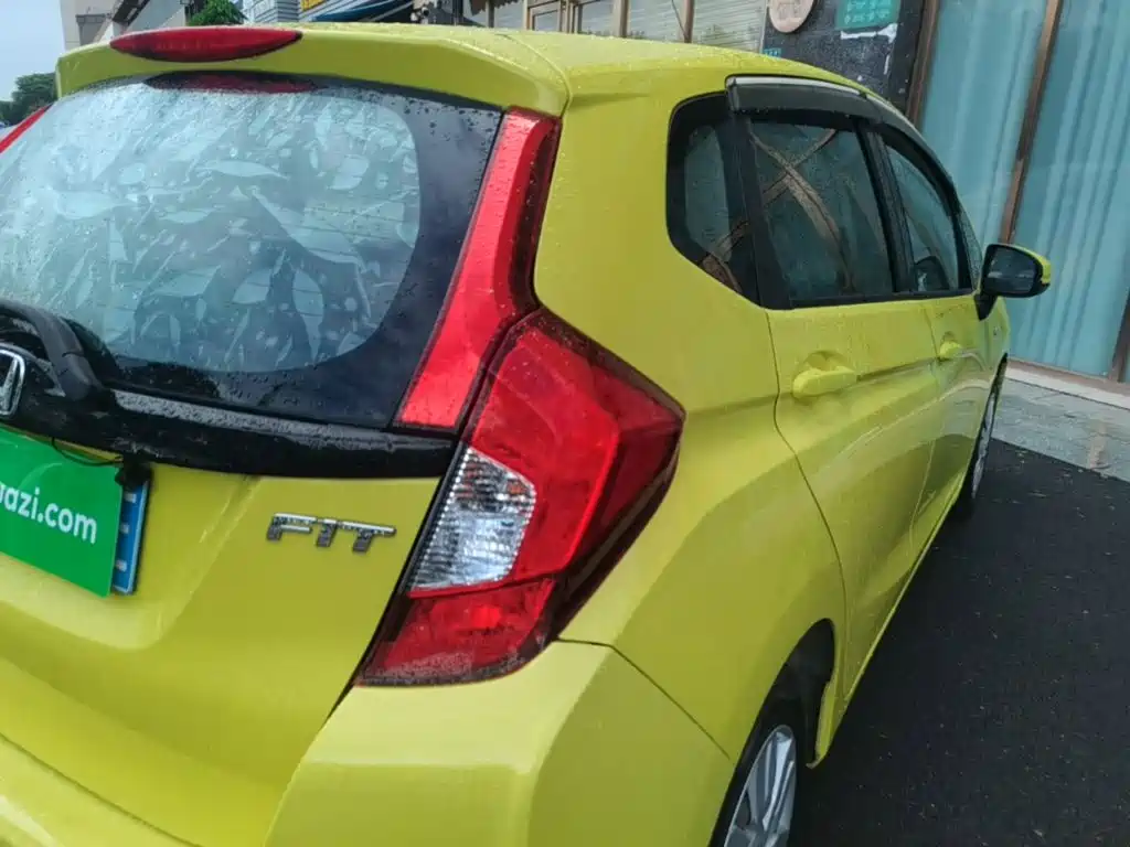 Honda Fit 2016 — фото 8