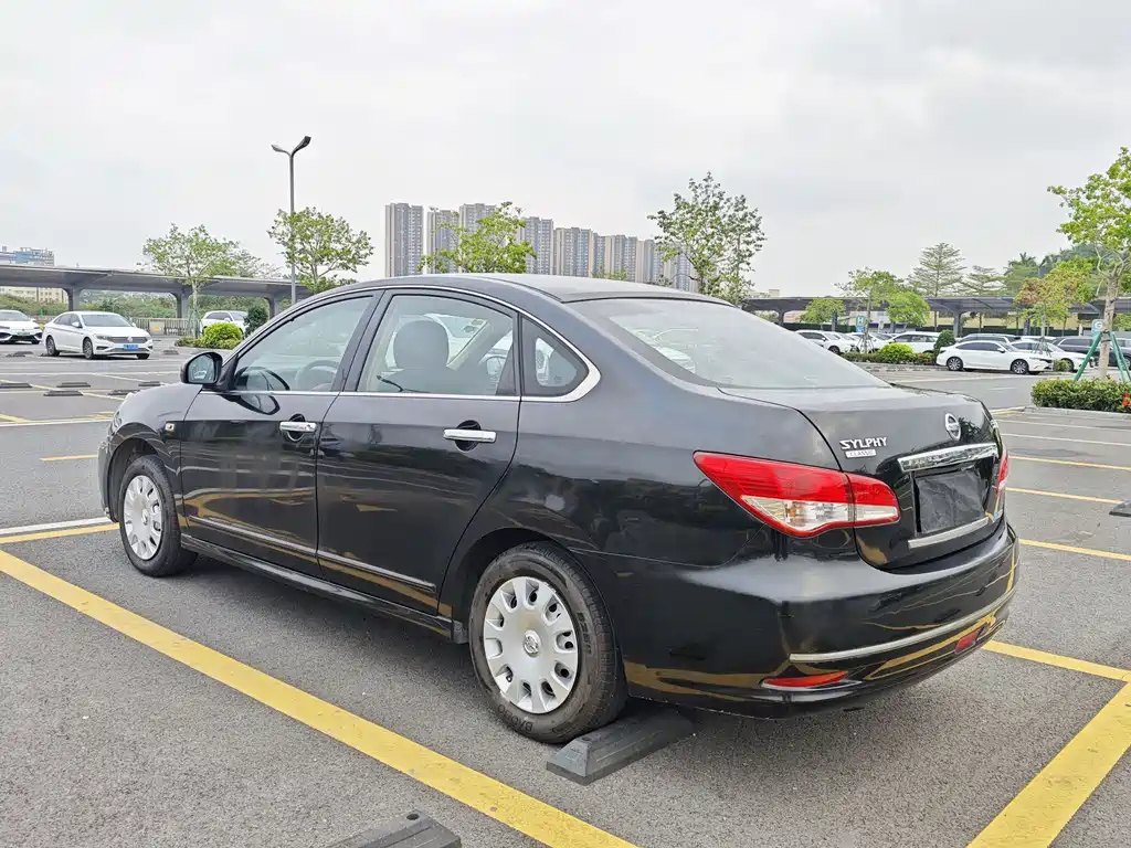 Nissan Sylphy 2018 — фото 5