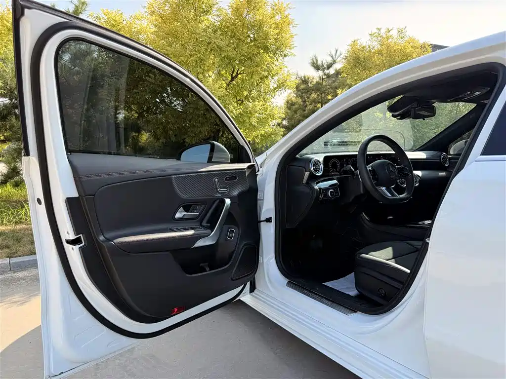 Mercedes-Benz A-Class 2024