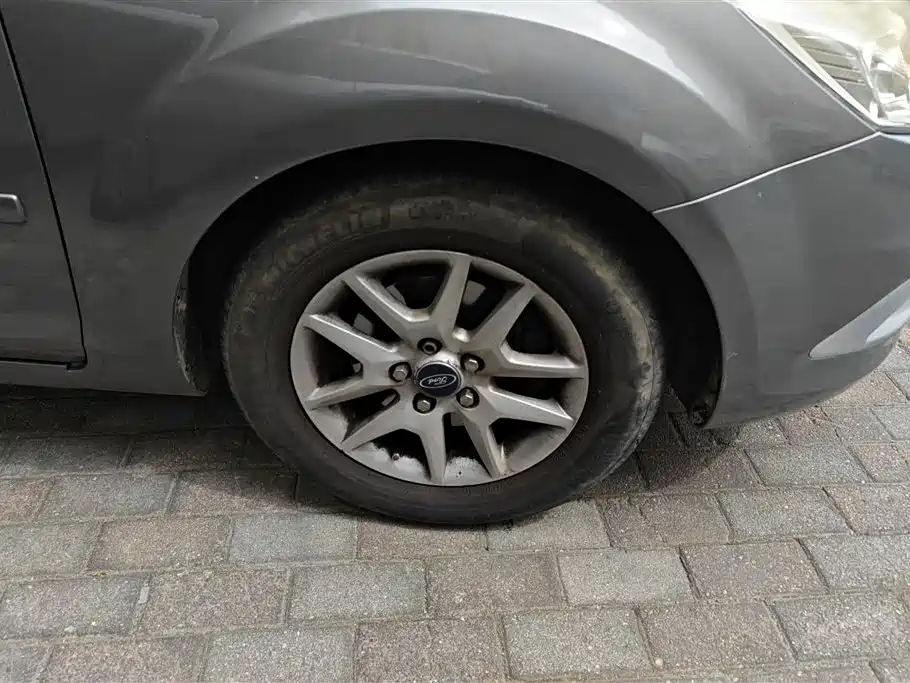 Ford Focus 2012