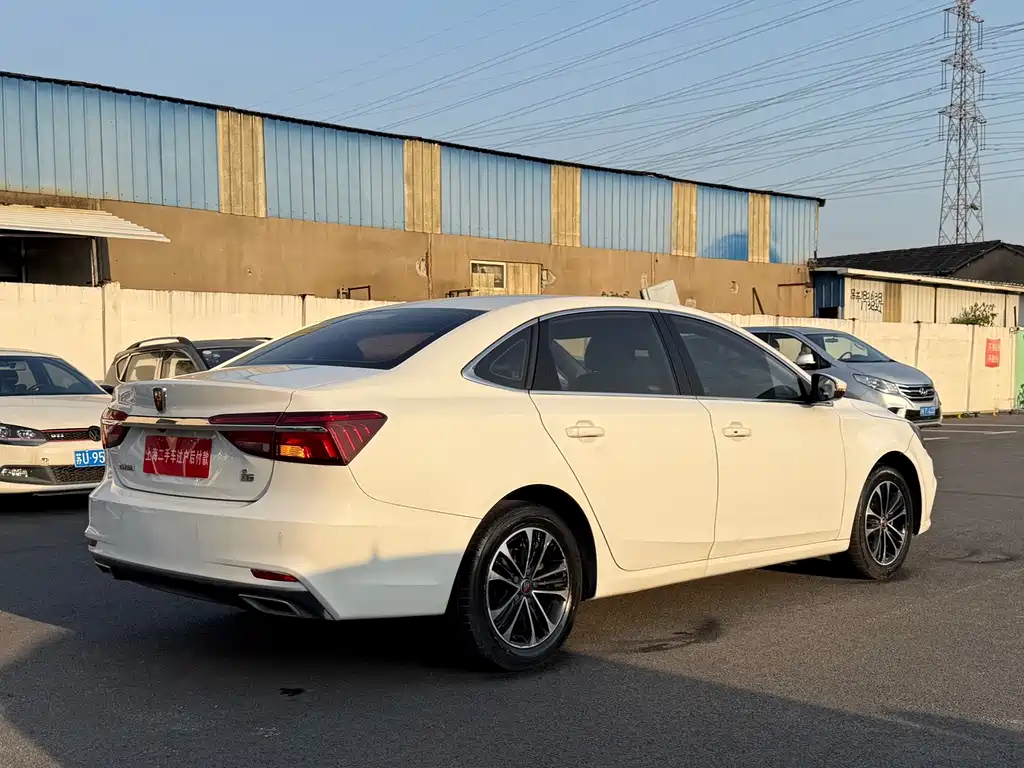 Roewe i6 Classic 2021 — фото 10