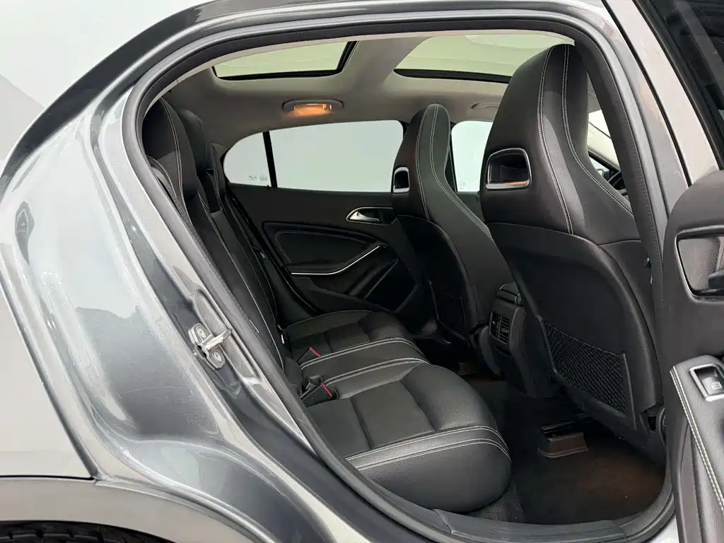 Mercedes-Benz GLA 2018 — фото 17