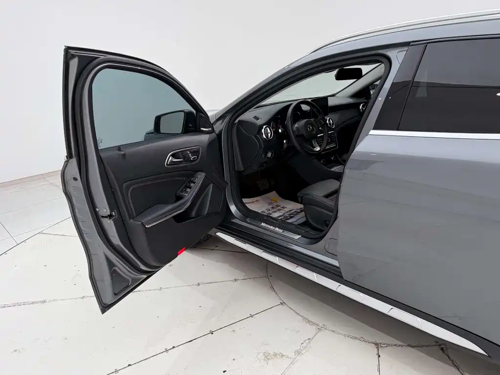 Mercedes-Benz GLA 2018 — фото 10