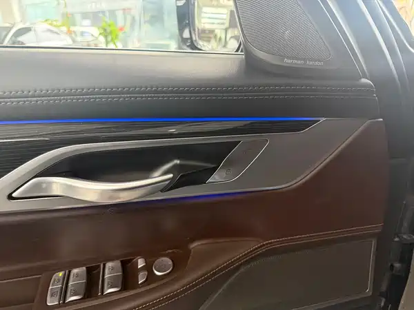 BMW 7 Series 2019