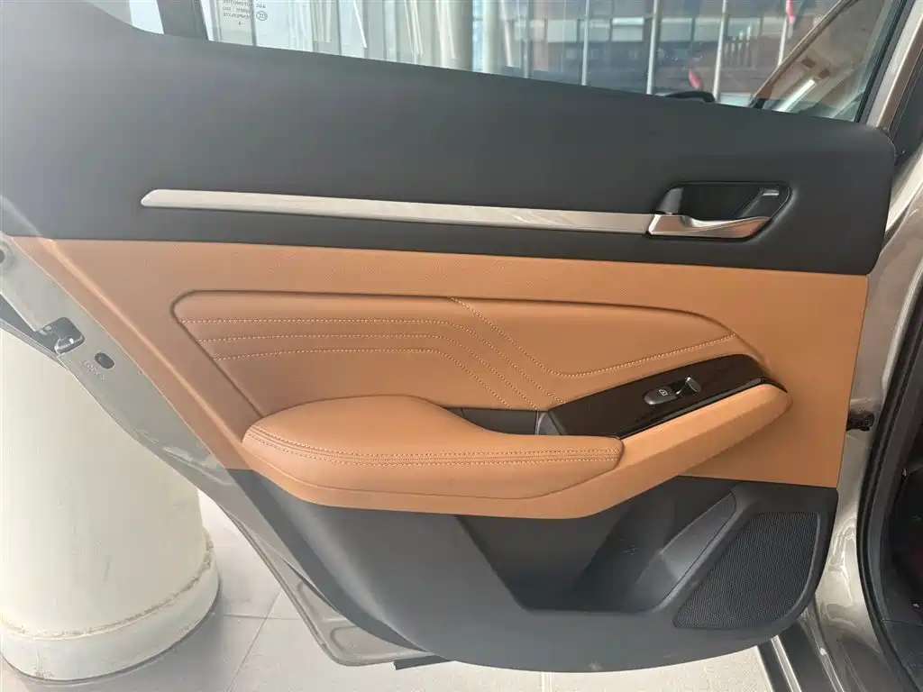 Nissan Teana 2025 — фото 18