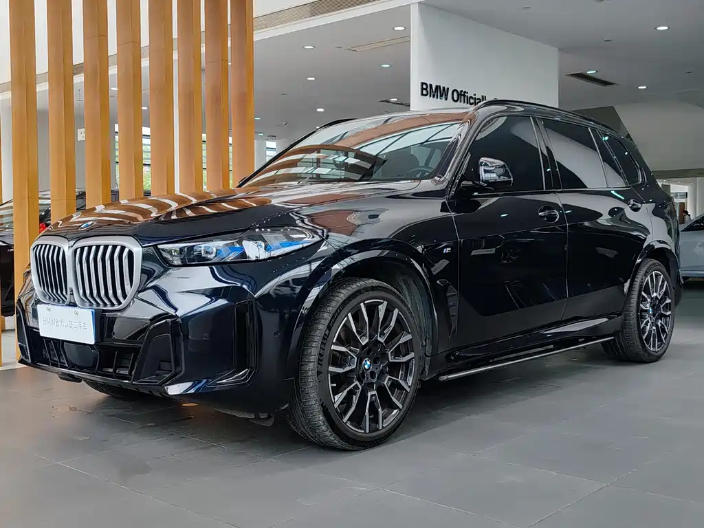 BMW X5 2024 — фото 1