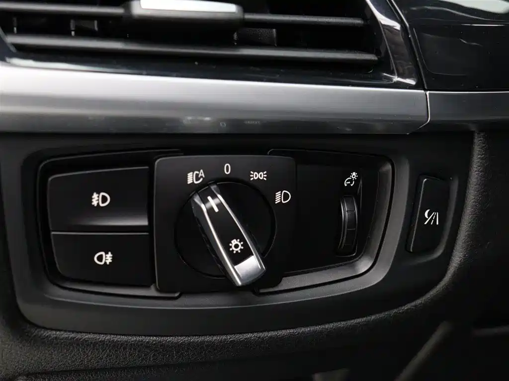 BMW X6 2016 — фото 11