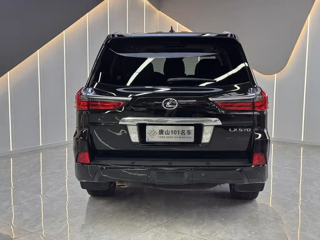 Lexus LX 2018 — фото 8