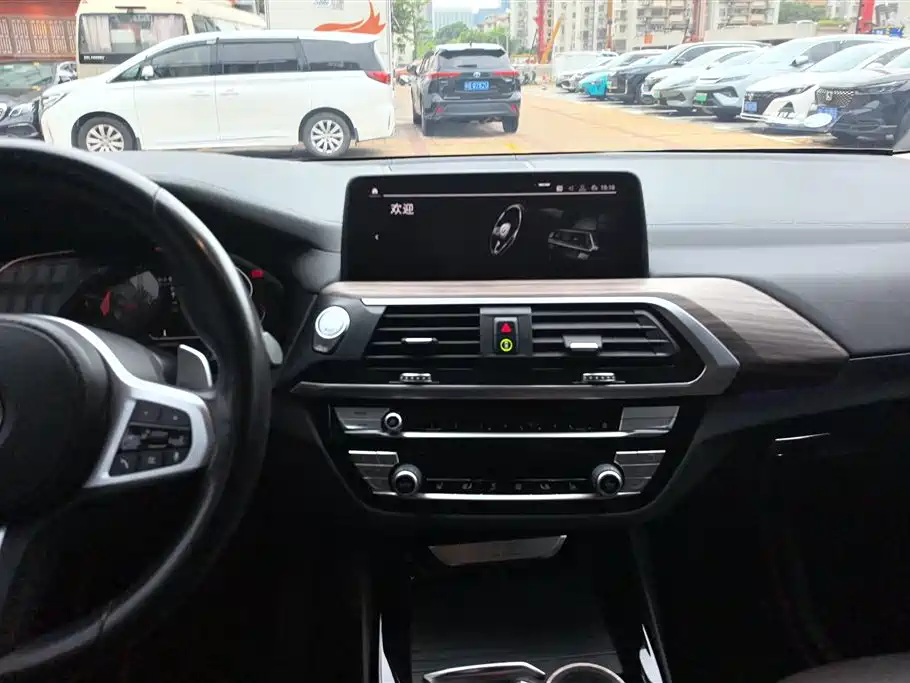 BMW X3 2020 — фото 12