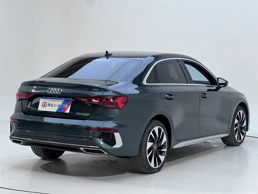Audi A3 2023 — фото 23