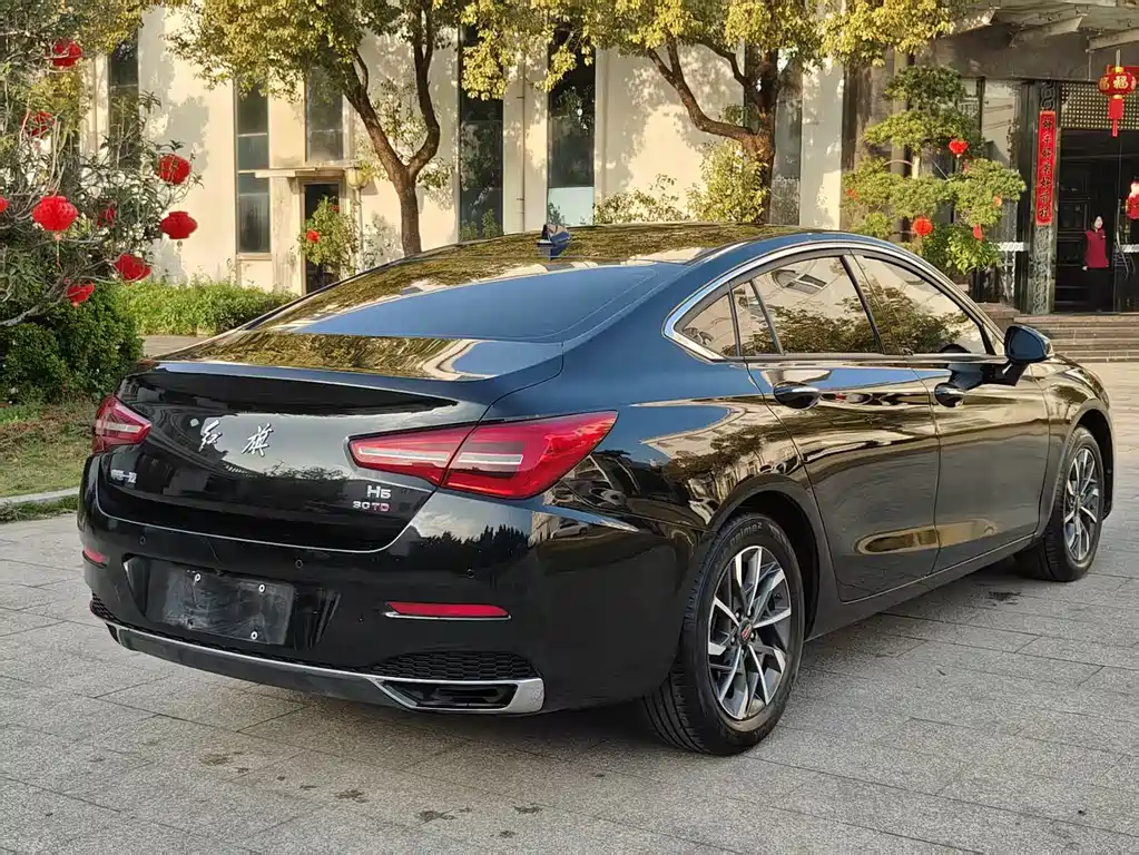 Hongqi H5 2023 — фото 9