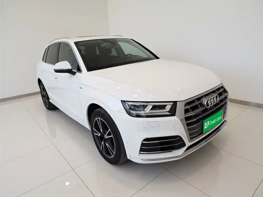 Audi Q5L 2020 — фото 4