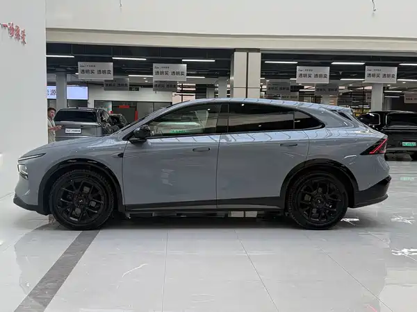 XPeng G7 2025