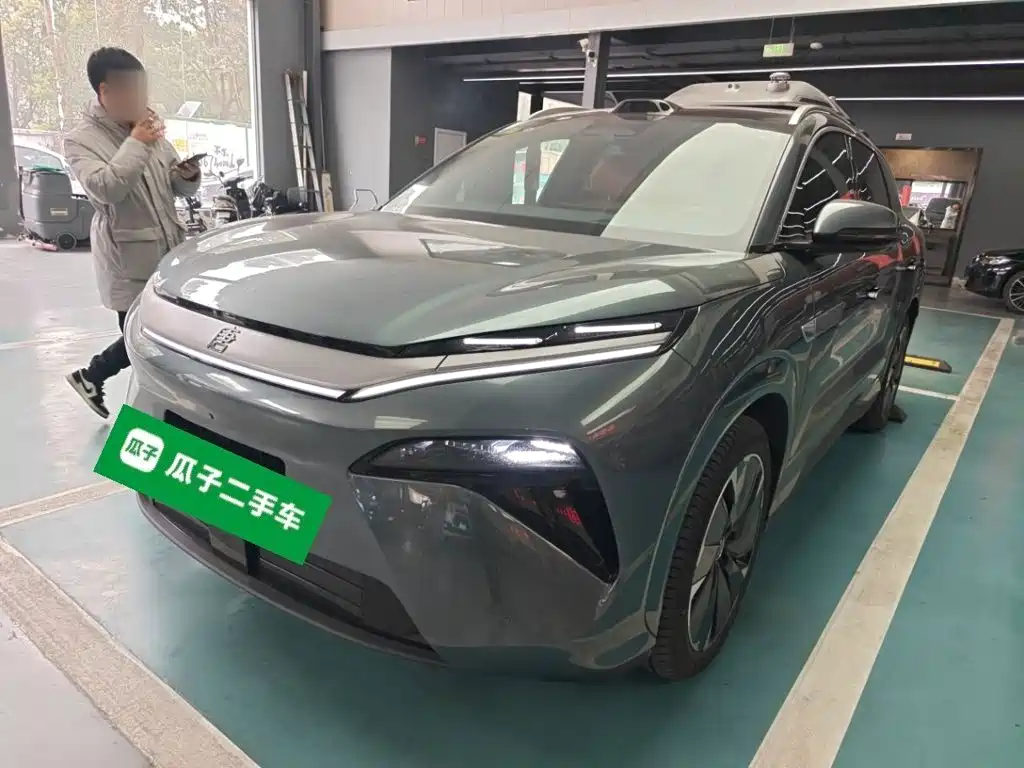 BYD Tang L 2025 — фото 1