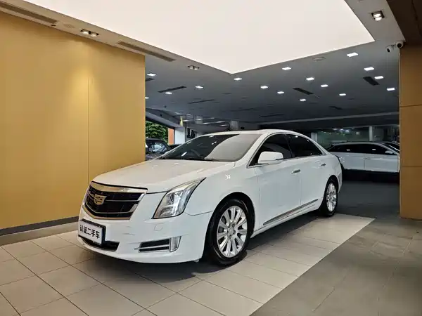Cadillac XTS 2016