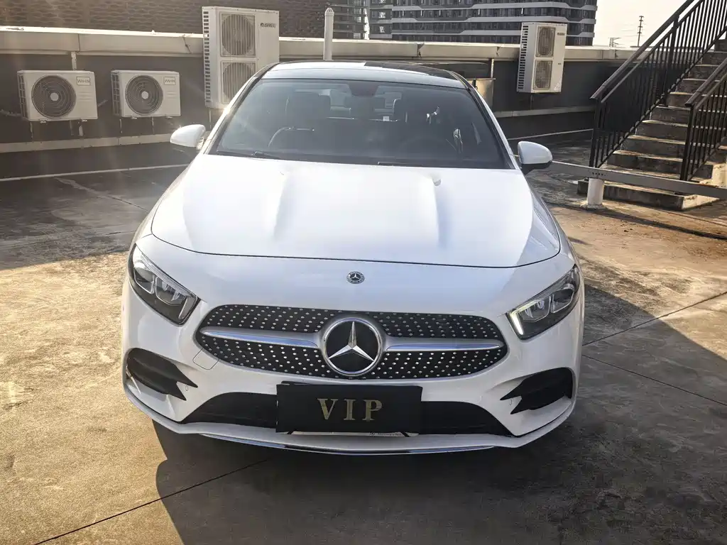 Mercedes-Benz A-Class 2020 — фото 2