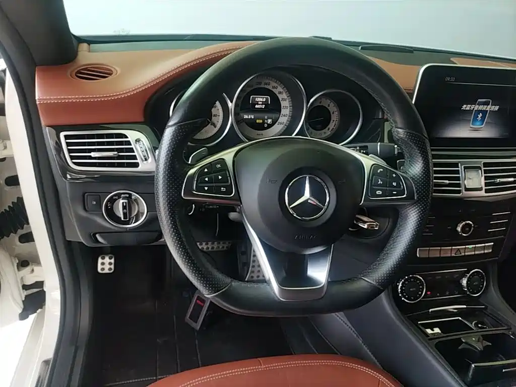 Mercedes-Benz CLS 2017 — фото 11